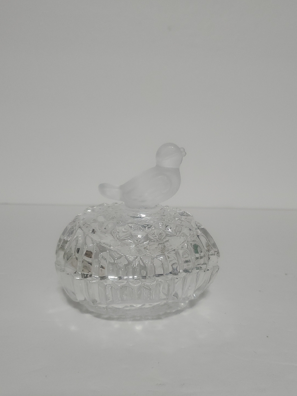 Vtg Hofbauer "Byrdes" Crystal Egg